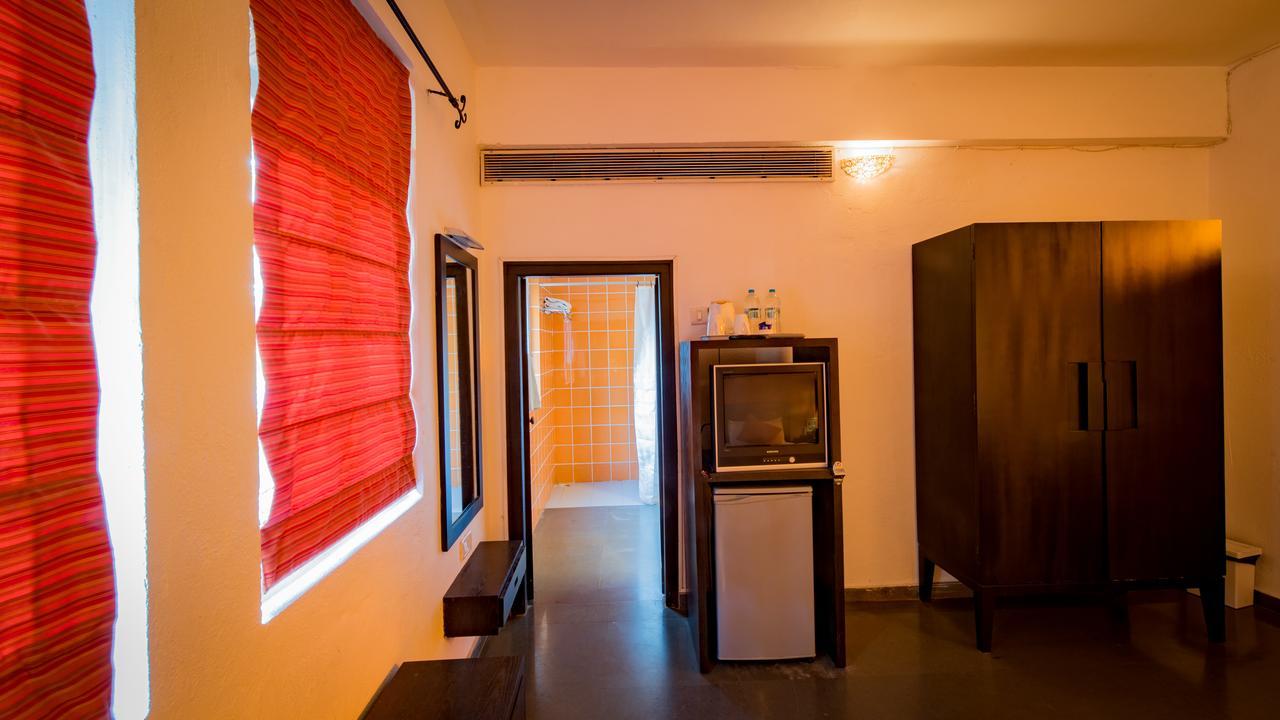 Waters Boutique Hotel By Spectrum Holiday GOA מראה חיצוני תמונה